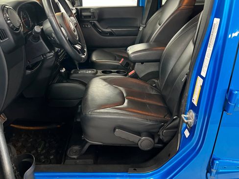 Used 2014 Jeep Wrangler Altitude image 18