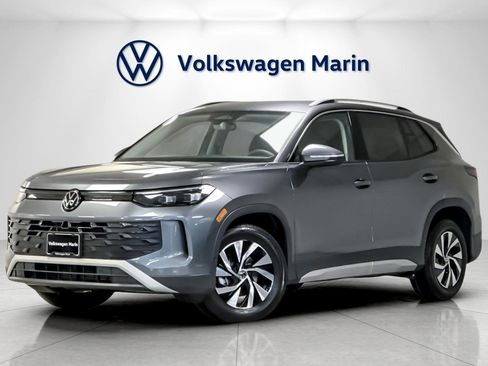 New 2026 Volkswagen Tiguan S image 1