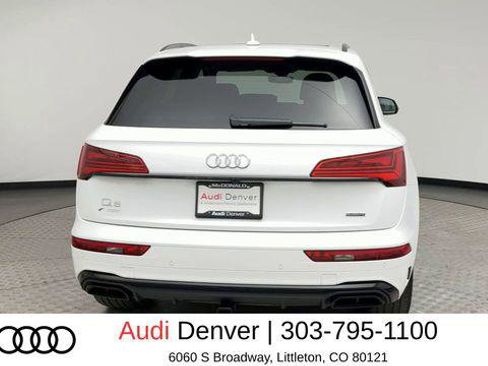 Used 2023 Audi Q5 e Prestige w/ Prestige Package AWD/4WD image 3