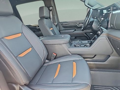 Used 2024 GMC Sierra 2500 AT4 w/ AT4 Premium Plus Package image 35
