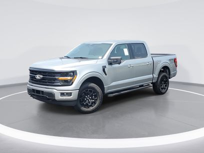 New 2025 Ford F150 XLT w/ Equipment Group 302A MID