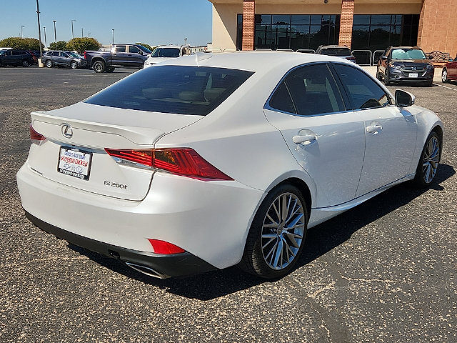 Used 2017 Lexus IS 200t RWD image 4