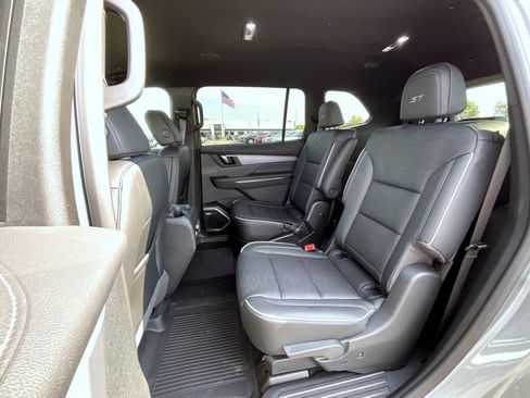New 2026 Buick Enclave Sport Touring w/ Power Package AWD/4WD image 19