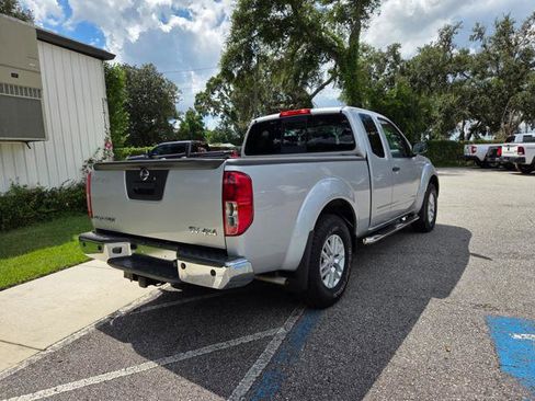 Used 2014 Nissan Frontier SV w/ SV Value Truck Package image 11