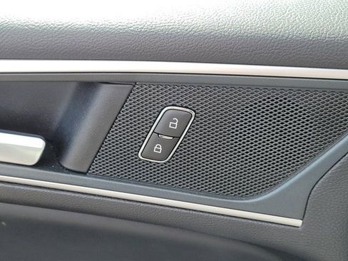 Used 2024 Ford Edge SEL image 27