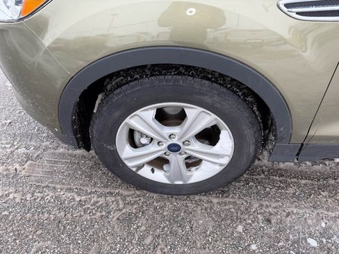 Used 2014 Ford Escape SE w/ Equipment Group 201A image 28