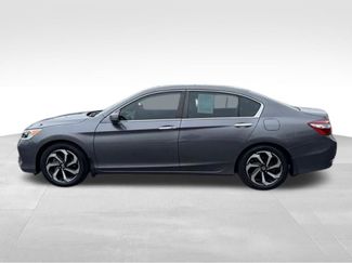 Used 2017 Honda Accord EX-L video 2