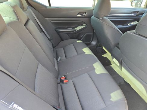 Used 2022 Nissan Altima 2.5 SV image 24