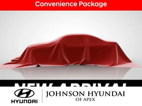 Used 2022 Toyota RAV4 XLE w/ Convenience Package image 1