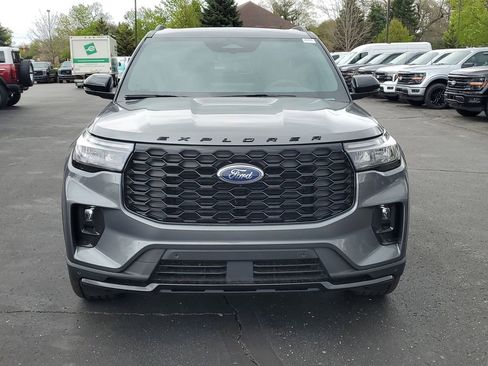 New 2026 Ford Explorer ST-Line AWD/4WD image 2