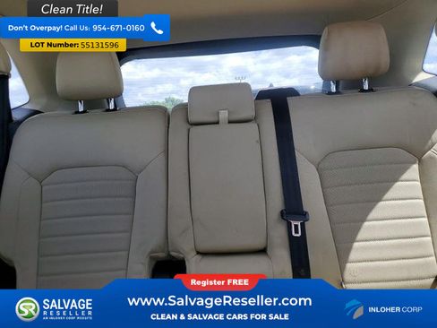 Used 2018 Ford Edge SE FWD image 13