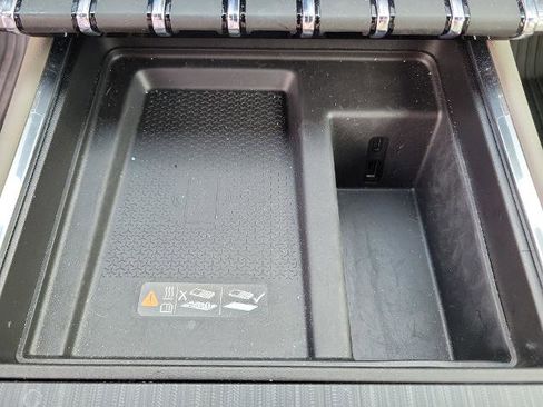 New 2026 GMC Acadia Elevation w/ Elevation Premium Package FWD image 20