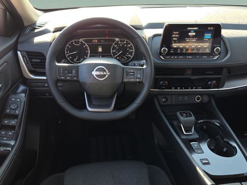 New 2026 Nissan Rogue SV FWD image 12