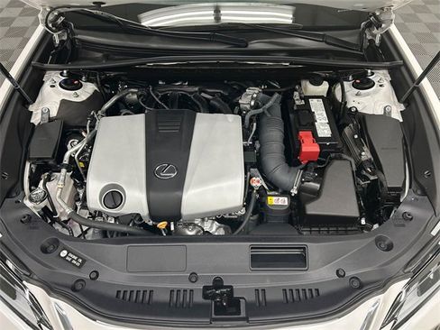 Certified 2025 Lexus ES 350 image 24