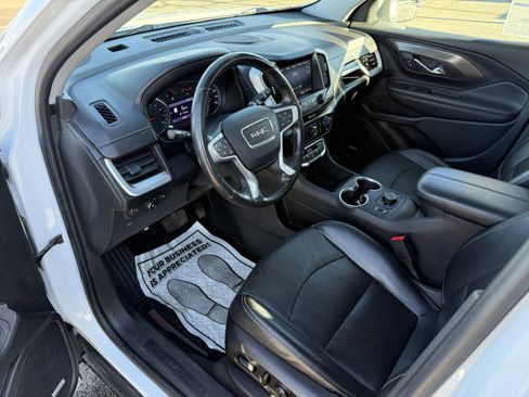 Used 2022 GMC Terrain SLT w/ Infotainment Package II image 7