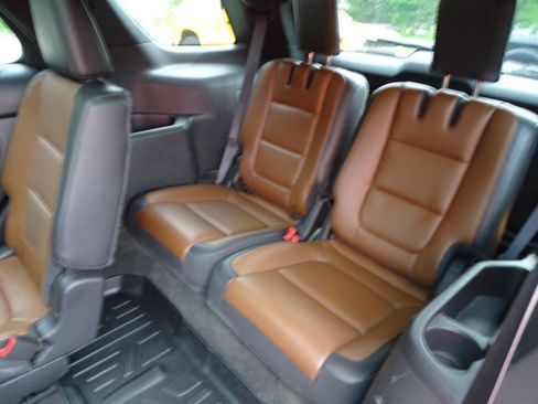 Used 2014 Ford Explorer AWD Limited w/ Equipment Group 301A image 37
