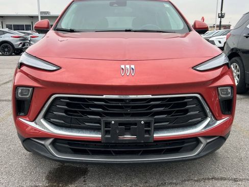 Used 2024 Buick Encore GX Preferred w/ Advanced Technology Package image 2