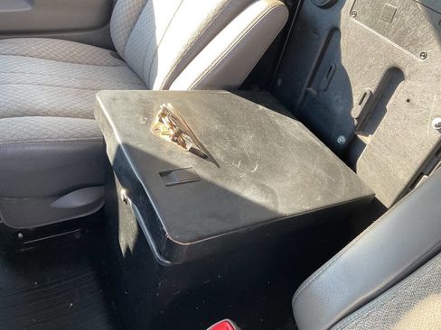 Used 2009 Chevrolet Express 2500 image 26