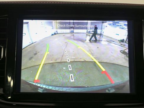 Used 2024 Dodge Durango R/T image 32