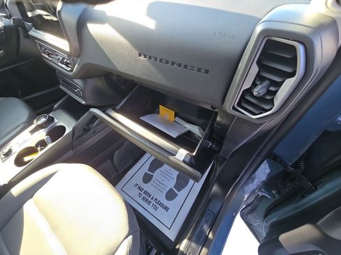 Used 2025 Ford Bronco Sport Badlands image 17