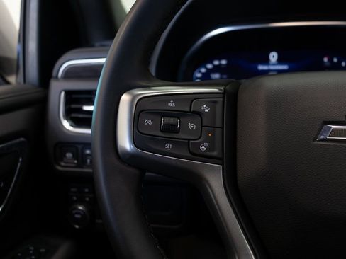 Used 2024 Chevrolet Suburban Z71 w/ Luxury Package image 30