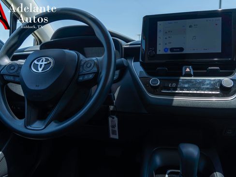 Used 2025 Toyota Corolla LE FWD image 13
