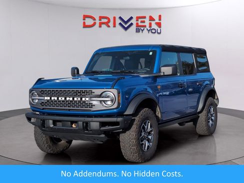 Used 2024 Ford Bronco Badlands image 1