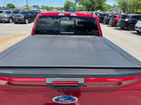 Used 2018 Ford F150 XLT w/ Equipment Group 302A Luxury AWD/4WD image 19