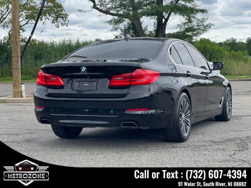 Used 2017 BMW 540i xDrive w/ Driving Assistance Package image 8