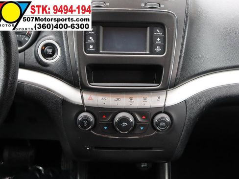 Used 2015 Dodge Journey SXT w/ Flexible Seating Group FWD image 20