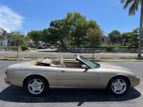 Used 1999 Jaguar XK8 Convertible RWD image 6