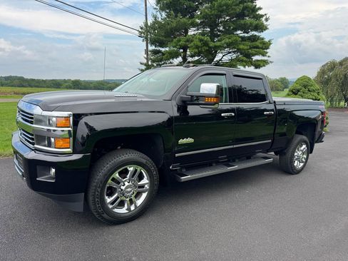 Used 2015 Chevrolet Silverado 2500 High Country w/ Duramax Plus Package AWD/4WD image 1