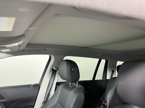 Certified 2024 Mercedes-Benz GLS 450 4MATIC image 19