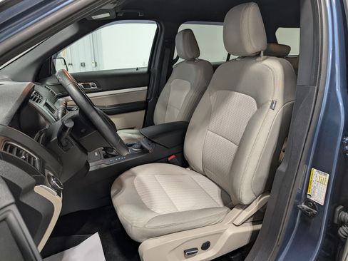 Used 2018 Ford Explorer 4WD image 14
