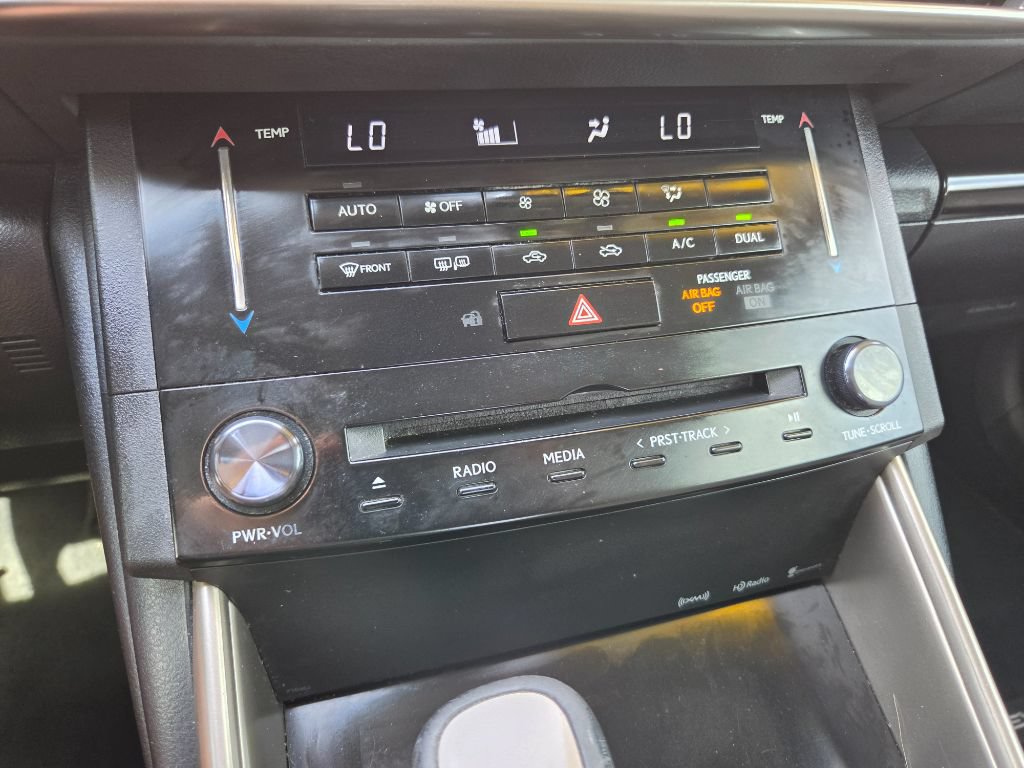 Used 2014 Lexus IS 250 RWD image 21