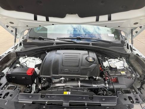 Certified 2026 Land Rover Range Rover Velar Dynamic SE AWD/4WD image 19
