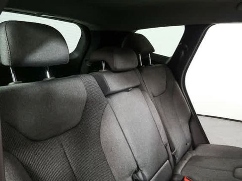 Used 2019 Hyundai Santa Fe SEL image 20