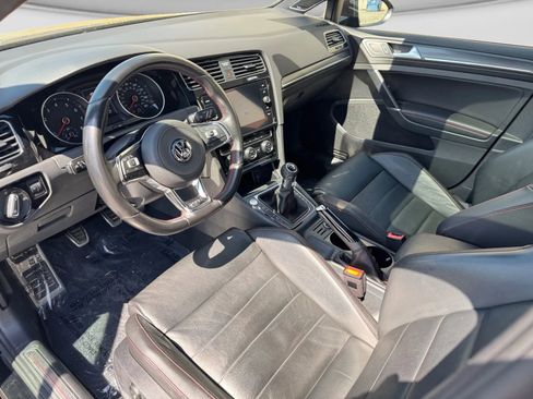 Used 2018 Volkswagen GTI Autobahn image 16