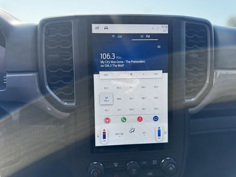 Used 2025 Ford Ranger XL image 14