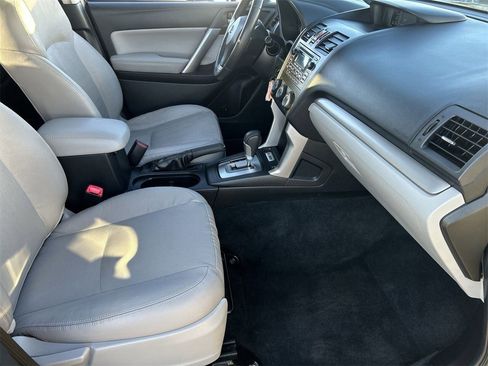 Used 2014 Subaru Forester 2.5i Limited w/ Popular Package #2 image 9