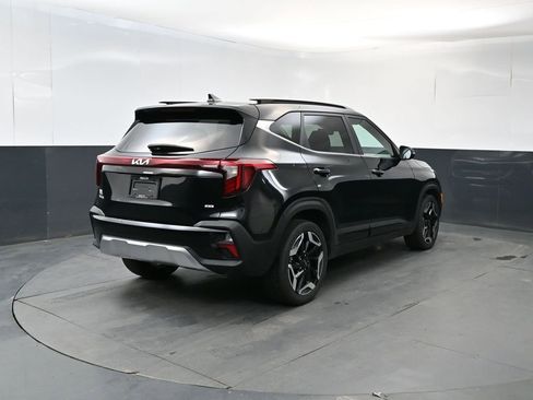 Used 2024 Kia Seltos SX AWD/4WD image 5