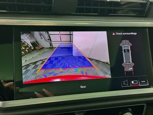 Used 2023 Audi Q3 2.0T Premium w/ Black Optic Sport Package image 14