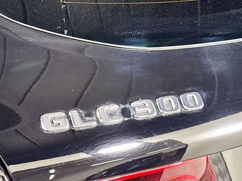 Used 2022 Mercedes-Benz GLC 300 4MATIC image 24