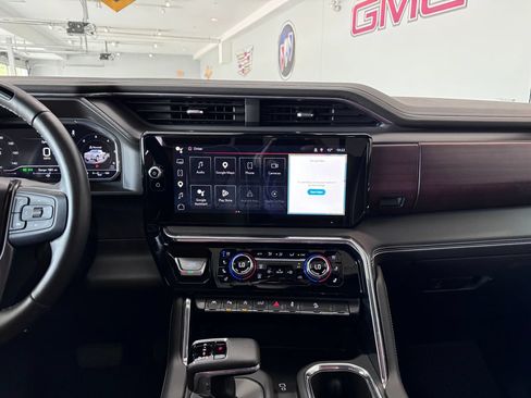 Certified 2025 GMC Sierra 1500 Denali Ultimate AWD/4WD image 20