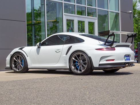 Used 2016 Porsche 911 GT3 RS RWD image 8