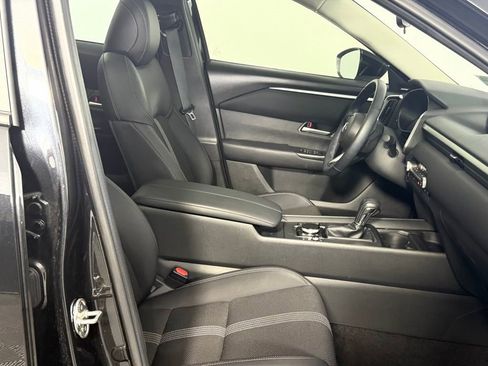 Used 2025 MAZDA CX-50 AWD 2.5 S w/ Premium Package image 31
