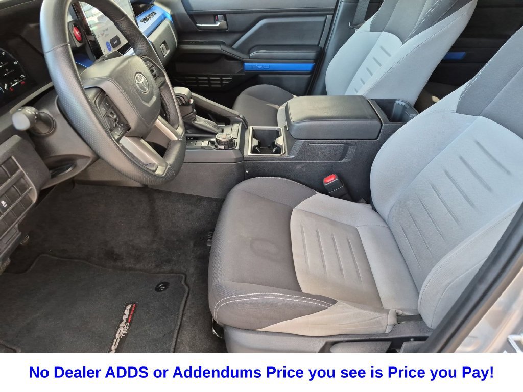 Used 2025 Toyota Tacoma TRD Off-Road AWD/4WD image 23
