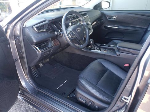 Used 2014 Toyota Avalon XLE Touring image 7