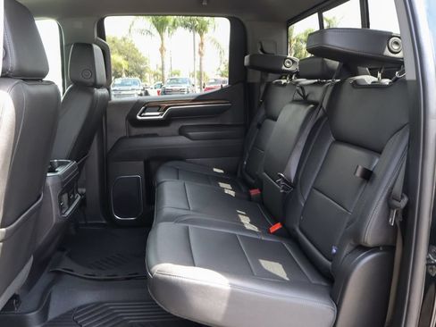 Used 2026 Chevrolet Silverado 1500 LT Trail Boss w/ LT Trail Boss Premium Package AWD/4WD image 37