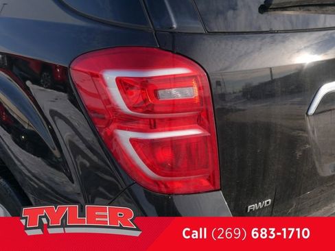 Used 2016 Chevrolet Equinox LT w/ Convenience Package image 14